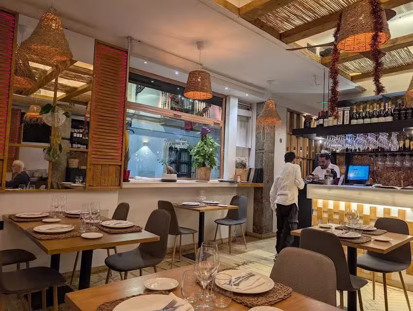 RESTAURANTE BODEGA Y MAR