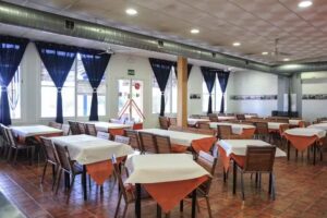 Restaurante- Buffet El Cruce