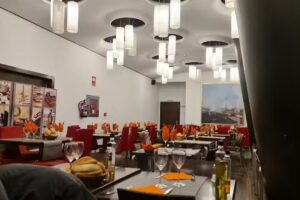 Restaurante Cafeter&iacute;a Laplace (Pla-za)