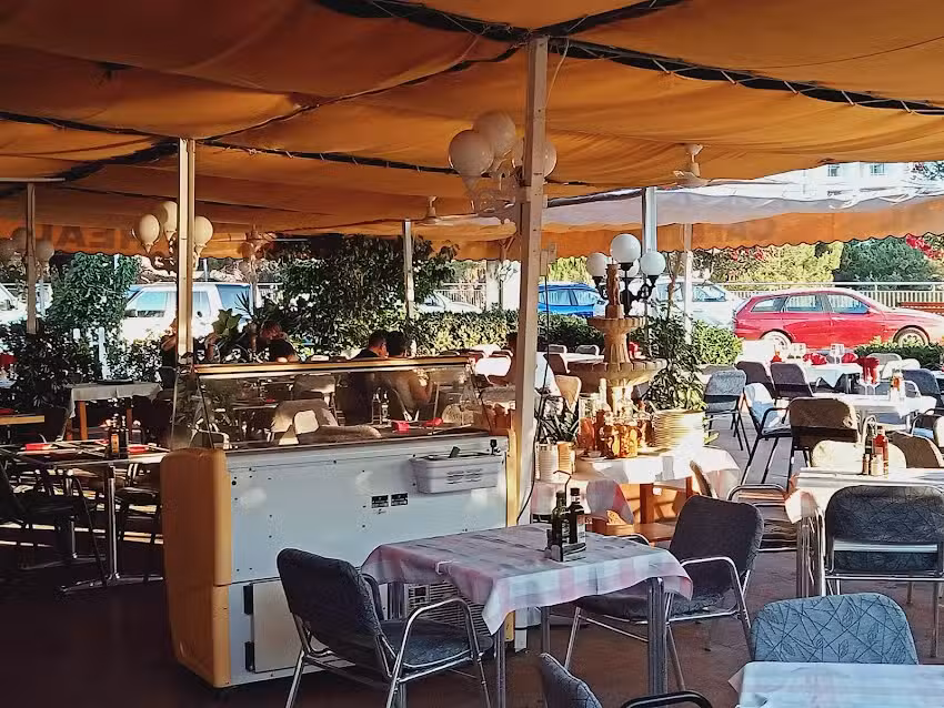 RESTAURANTE CAFETERIA REAL