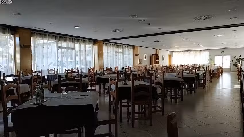 Restaurante Cafeter&iacute;a Saseta Sl