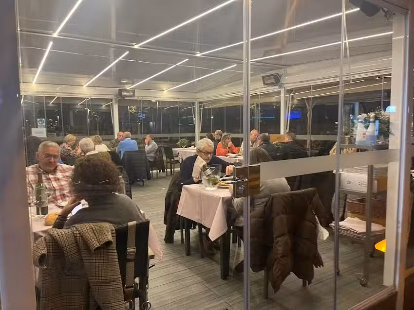 Restaurante Cafeter&iacute;a Trasmontana