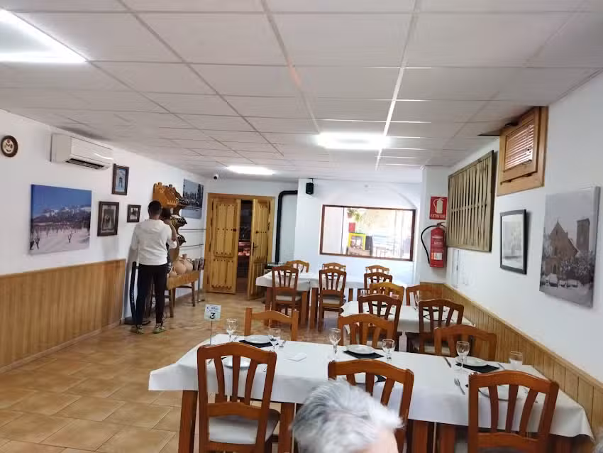 Restaurante Camping Sierra Mar&iacute;a
