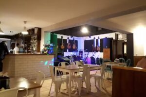 Restaurante Canela Caf&eacute;