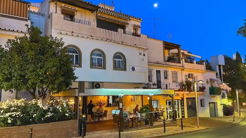 Restaurante Carmes&iacute; Benalm&aacute;dena pueblo