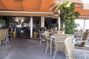 Restaurante Casa Manolo Fuguilla Conil ( PASEO MARÍTIMO).