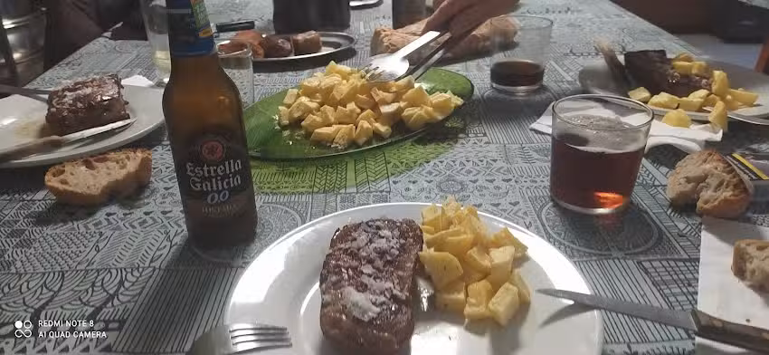 Restaurante casa roxo