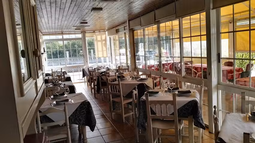 Restaurante Catro Cami&ntilde;os