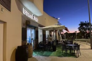 Restaurante Cerezo Rojo