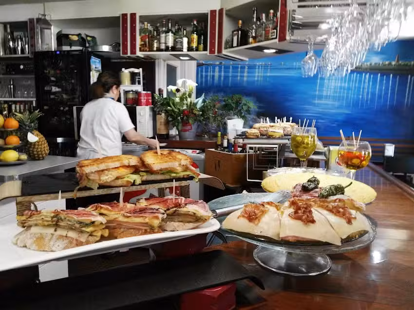 Restaurante chocolateria Miramar