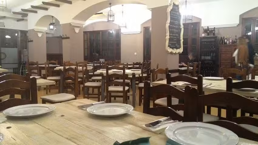 Restaurante Cien Vinos Natural Food