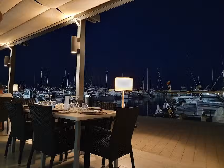 Restaurante Club N&agrave;utic s&lsquo;Estanyol
