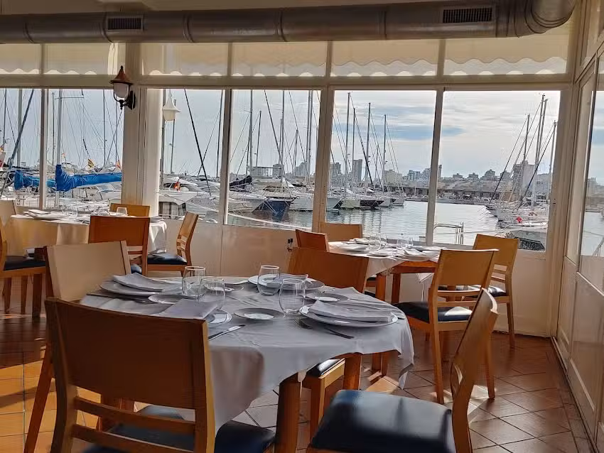 Restaurante Club N&aacute;utico Campello