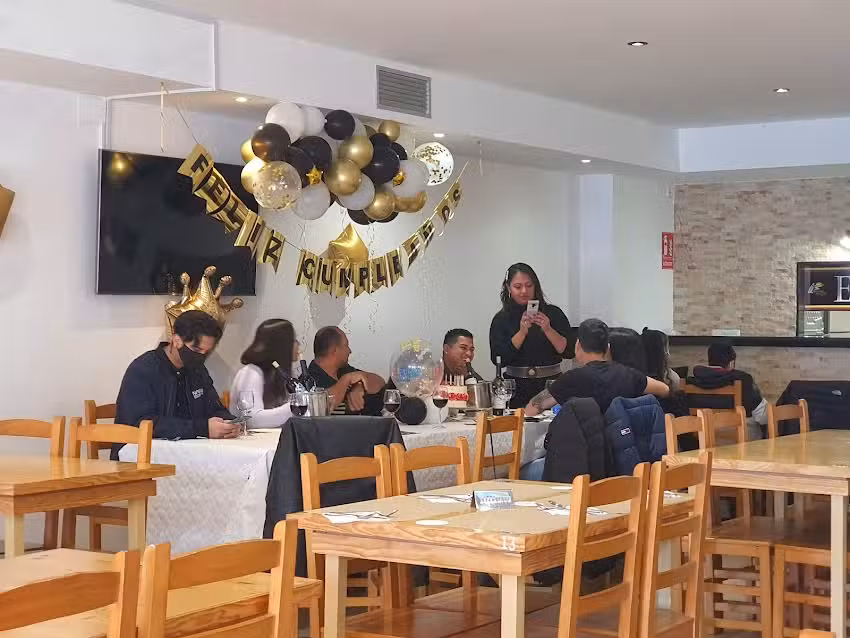 Restaurante Colombiano El Carriel | Bandeja Paisa Barcelona