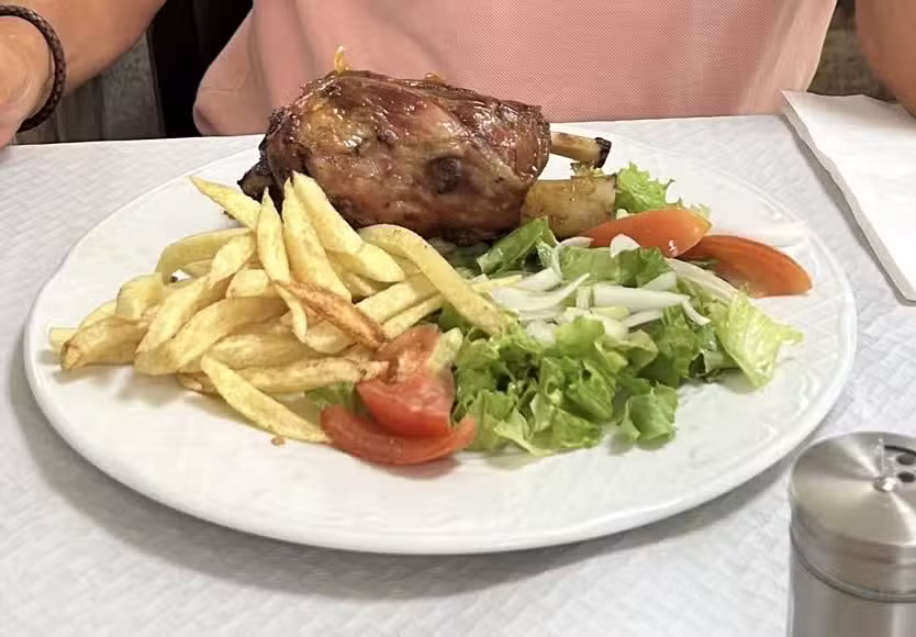 Restaurante Cruz 7-A54