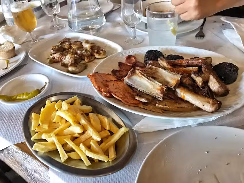 Restaurante Cueva Del Coble