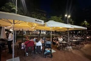 Restaurante C&Uacute;PULA