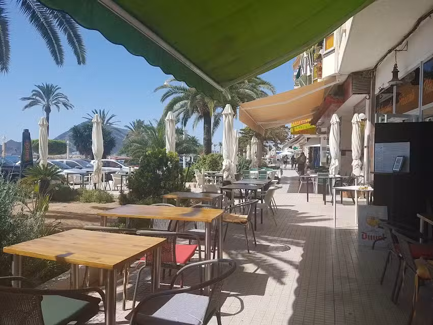 Restaurante E-Tika Tapas y ceviches.