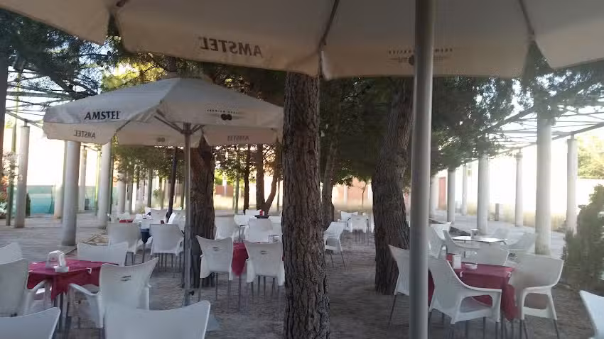 Restaurante El Cham&aacute;n