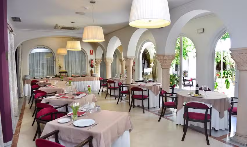 Restaurante El Claustro