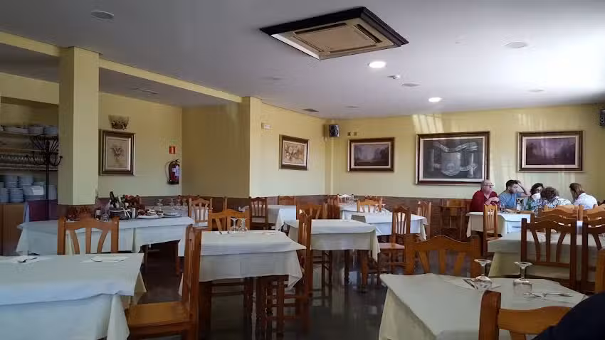 Restaurante &laquo;El Cruce&raquo;
