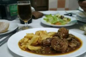 Restaurante El Descanso Almuerzos Y Menus