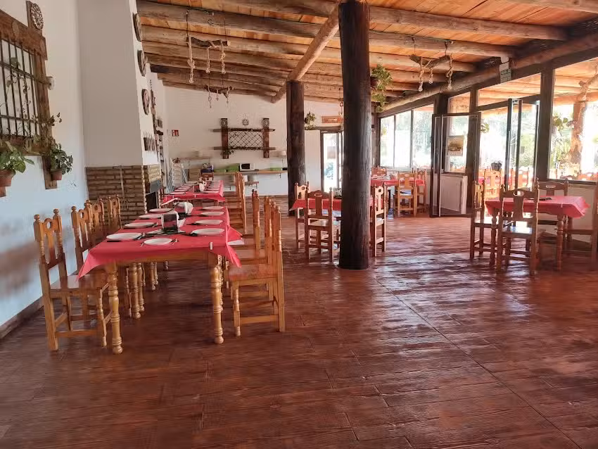 Restaurante El Establo