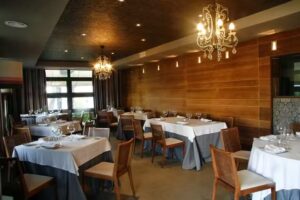 Restaurante El La&uacute;l