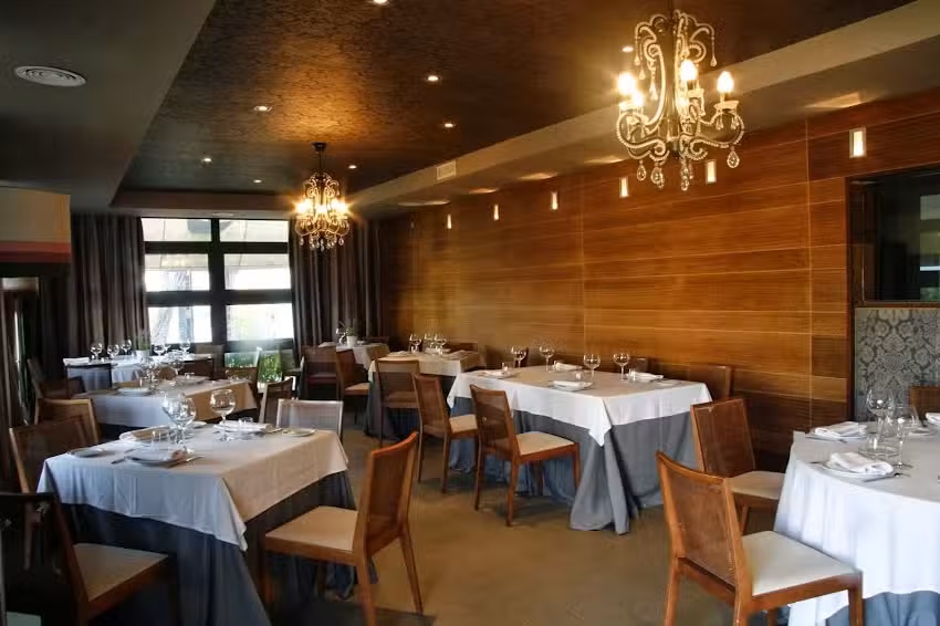 Restaurante El La&uacute;l