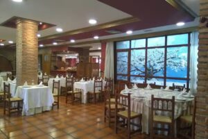 Restaurante El Lucero &ndash; Hu&eacute;tor Vega &ndash; Granada