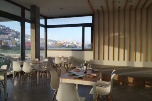 Restaurante &laquo;El Mercado&raquo; de Gu&iacute;a