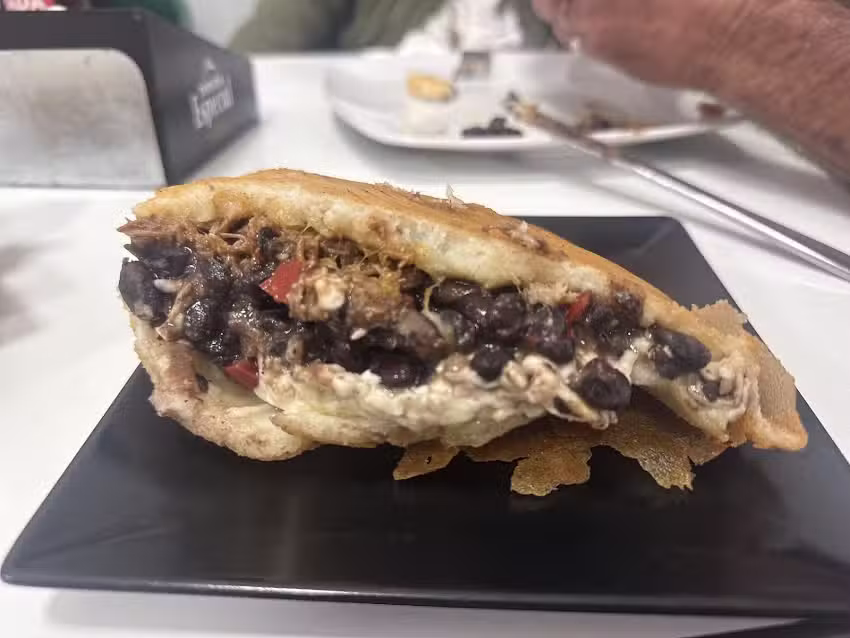 Restaurante El Rayo Maxi Arepas 2