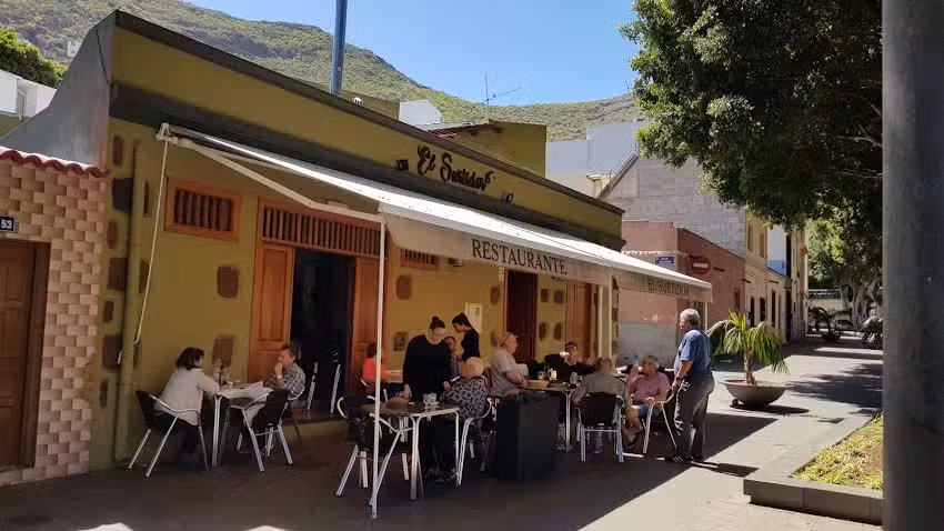 Restaurante El Surtidor