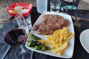 Restaurante en La Alberca La Pe&ntilde;a