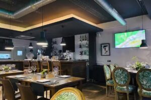 Restaurante Fins Tapas & Coctkails