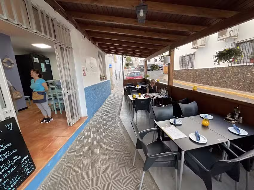 Restaurante-Gastro-bar LA BAHIA