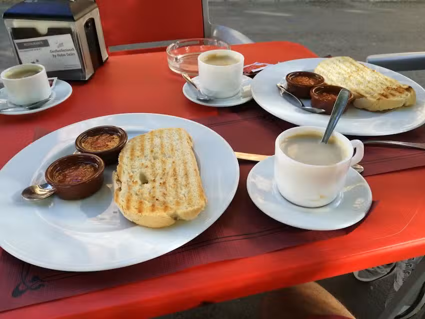 Restaurante GeoSenSacioneS by Pedro Galan