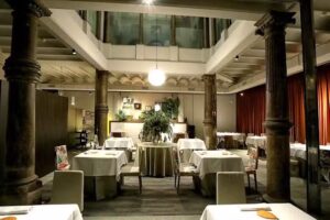 Restaurante Goralai. Restaurante en Zaragoza. Restaurante men&uacute;.