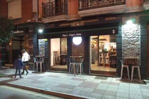 Restaurante hamburgueser&iacute;a Magu&rsquo;s Burger