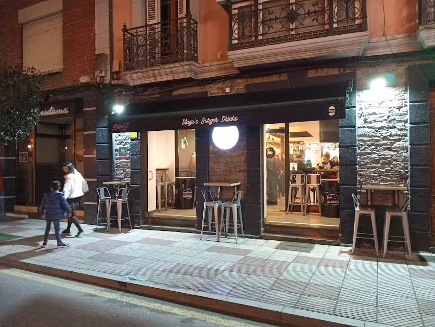 Restaurante hamburgueser&iacute;a Magu&rsquo;s Burger