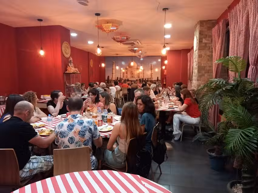 Restaurante Indian Lotus