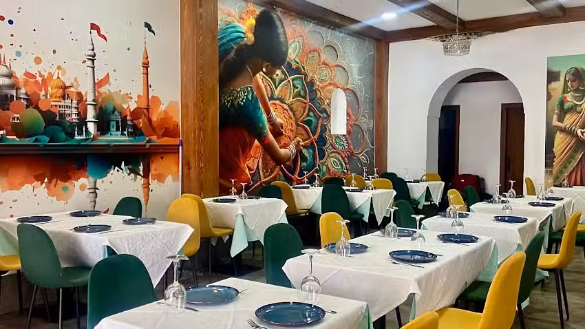 Restaurante Indio NOOR MAHAL Sanl&uacute;car