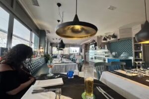 Restaurante Italian Oliver&acute;s Grill