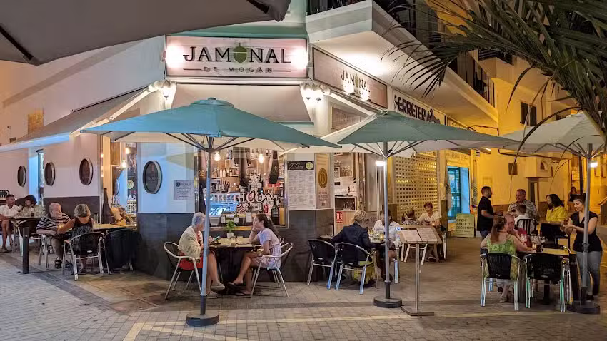 Restaurante Jamonal de Mog&aacute;n
