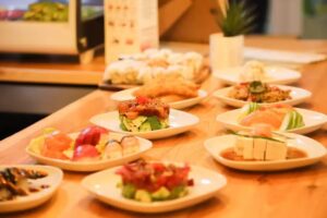 Restaurante Japon&eacute;s &ndash; AKI SUSHI PALMONES