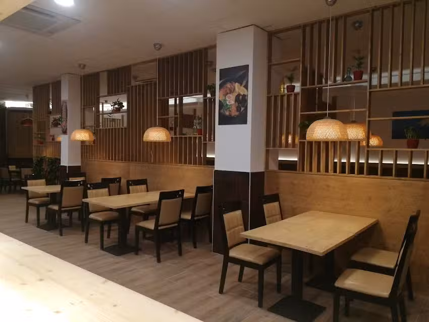 Restaurante japon&eacute;s Yoi Aji 好味
