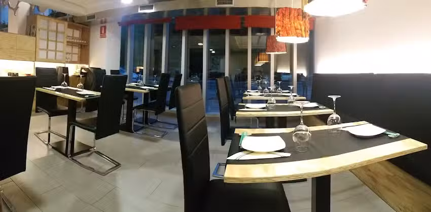 Restaurante Japon&eacute;s ZUSHI
