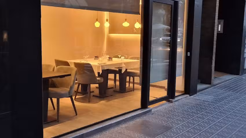 Restaurante &ndash; KAMEL- Terraza &ndash; Desayunos &ndash; Comidas &ndash; Cenas &ndash; Sant Gervasi