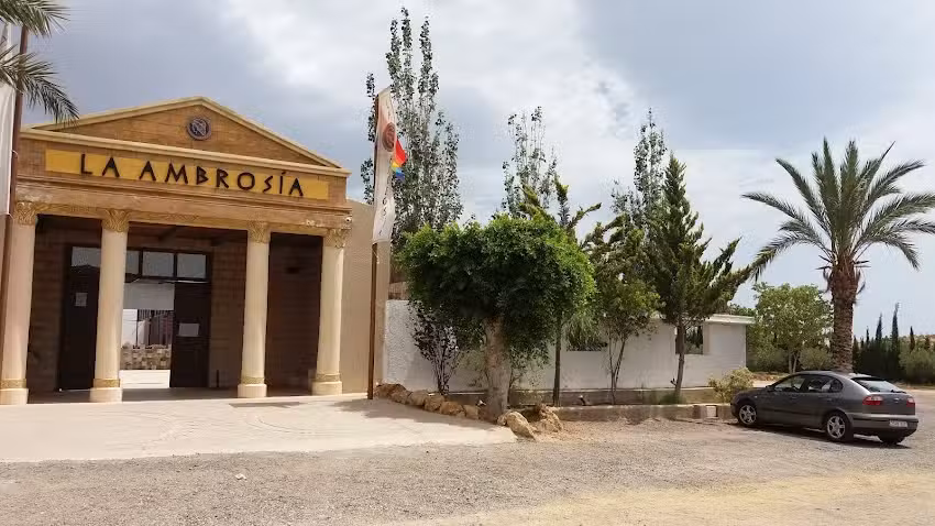 RESTAURANTE LA AMBROS&Iacute;A