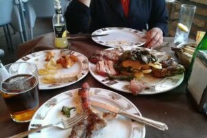 Restaurante La Armadura